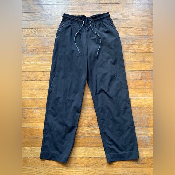 ATHLETA Black Nylon Joggers sz 0 - Picture 1 of 14